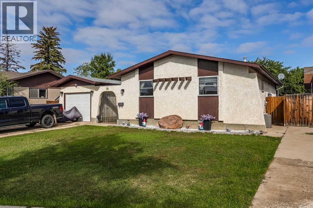 76 Cypress Way Se, Medicine Hat, Alberta  T1B 1G8 - Photo 1 - A2345474
