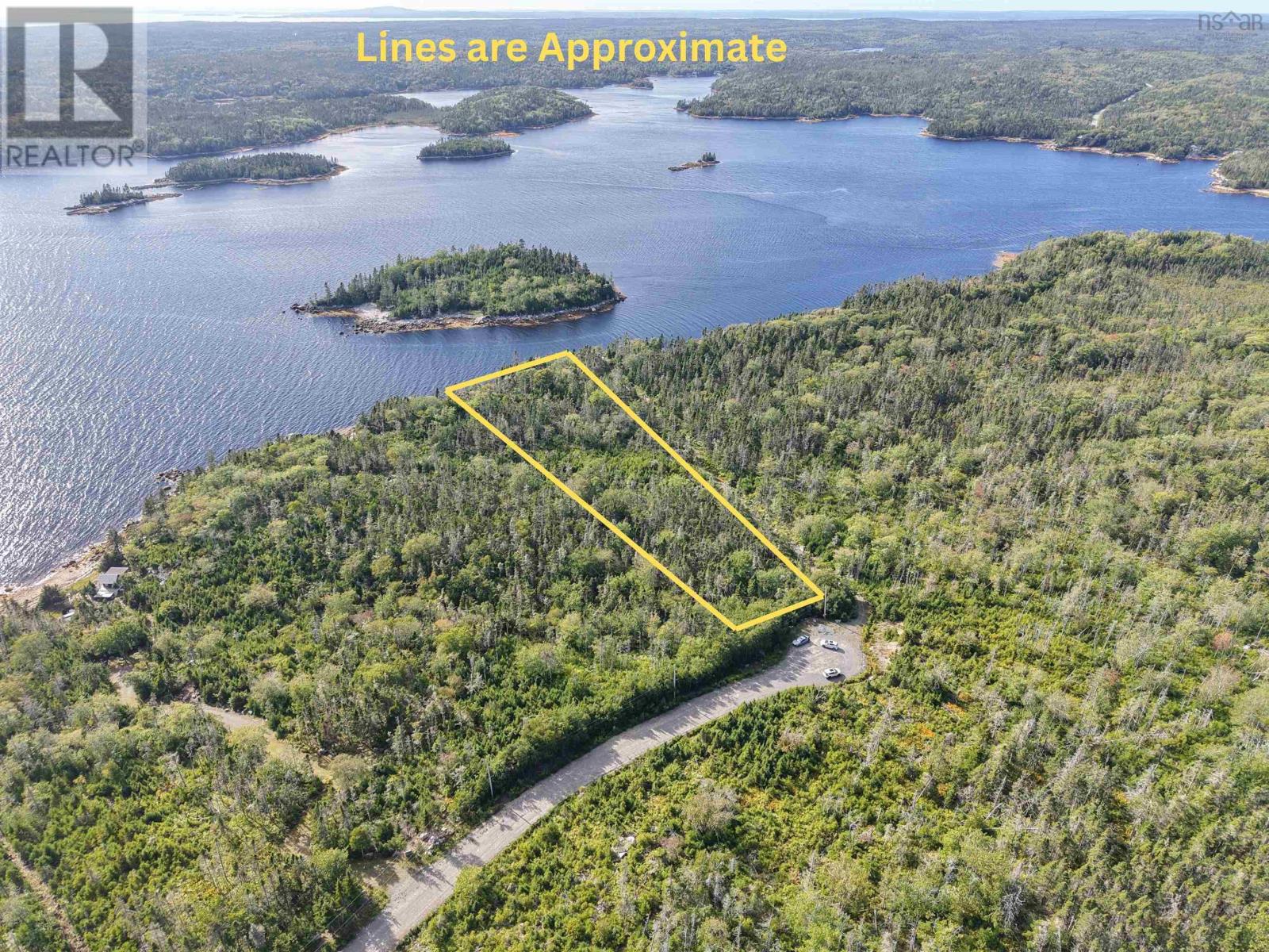 16 Atlantic Street, Blind Bay, Nova Scotia  B3Z 4C1 - Photo 2 - 202624261