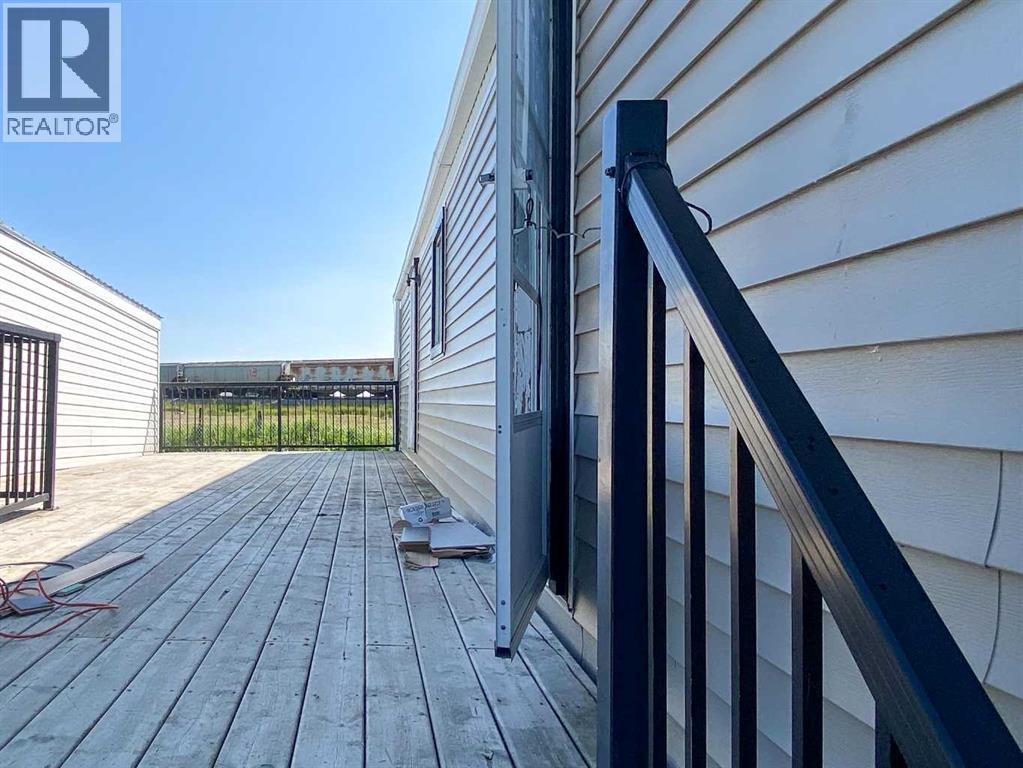 3203 50 Avenue, Olds, Alberta  T4H 1A5 - Photo 4 - A2345228
