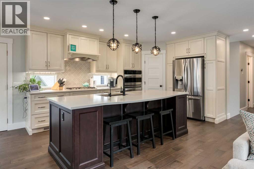 72 Heston Street NW, Calgary, Alberta  T2K 2C1 - Photo 4 - A2345802