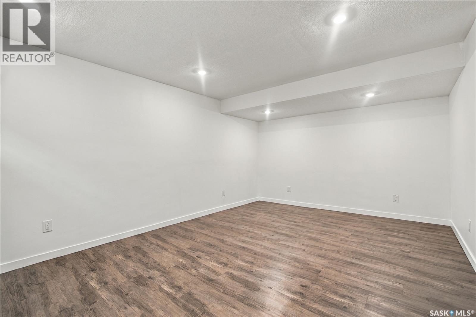 454 Geary Crescent, Saskatoon, Saskatchewan  S7R 0E7 - Photo 37 - SK049328