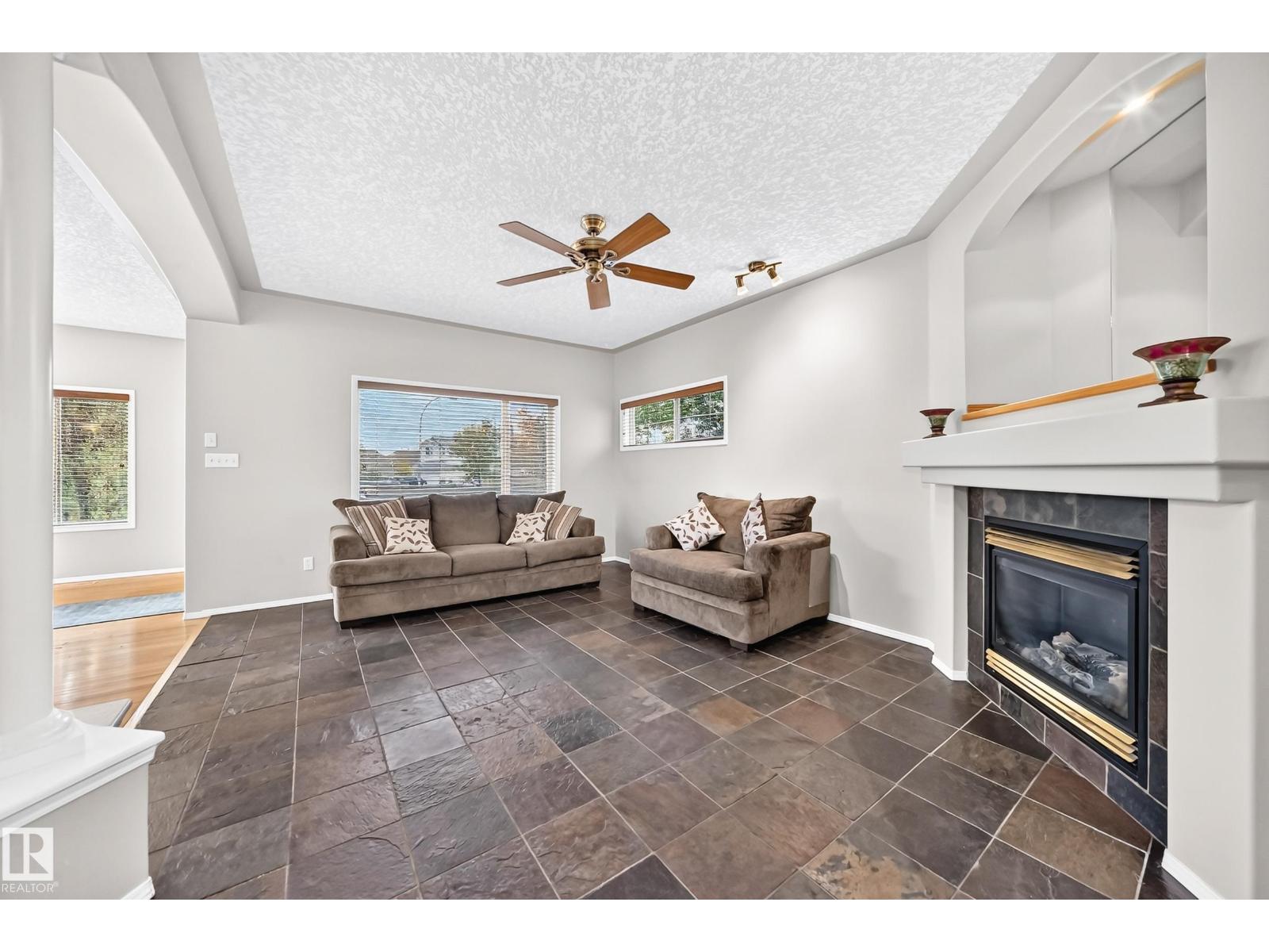 265 Dunvegan Rd Nw, Edmonton, Alberta  T5L 5E5 - Photo 13 - E4510179