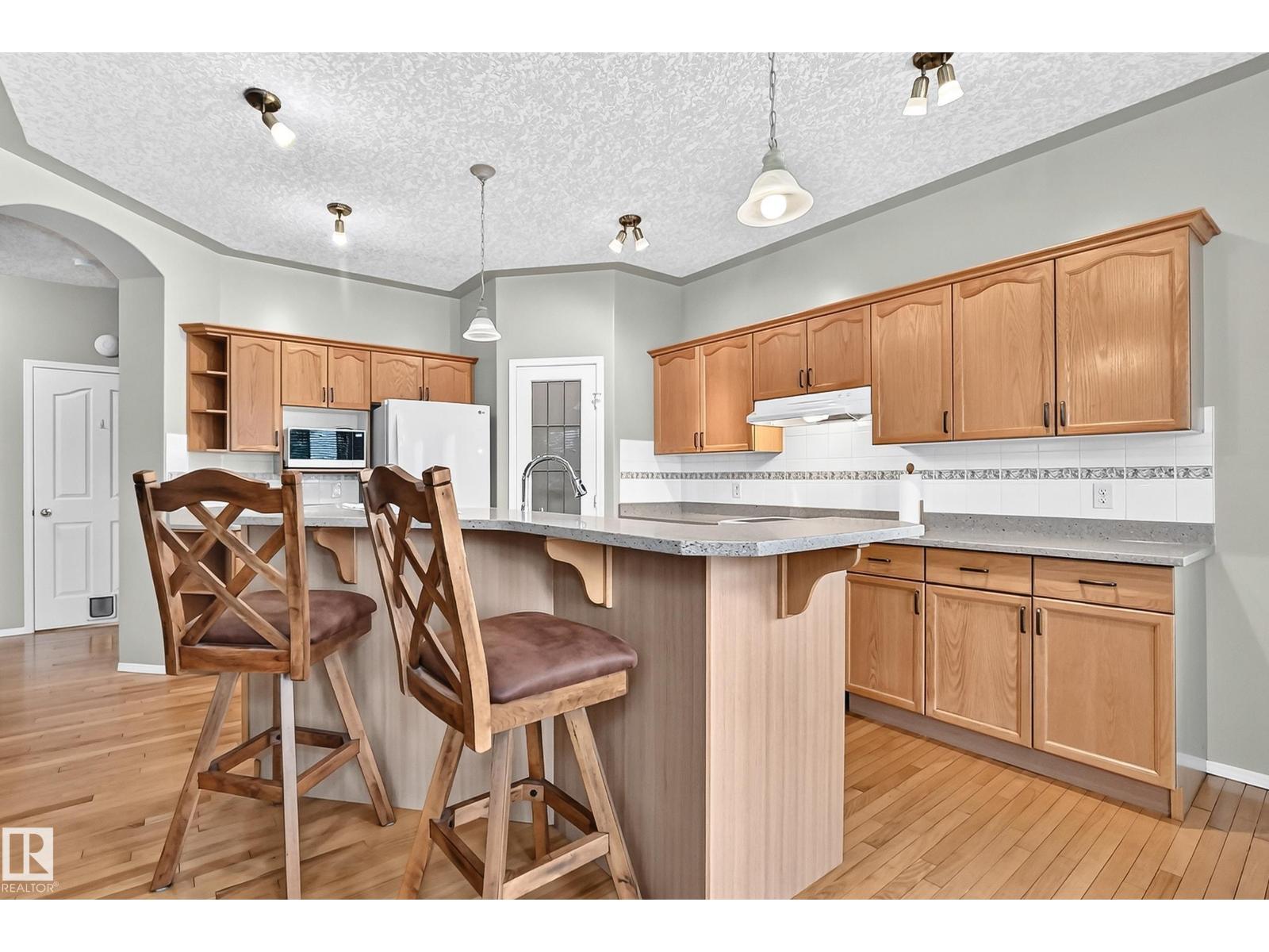 265 Dunvegan Rd Nw, Edmonton, Alberta  T5L 5E5 - Photo 3 - E4510179