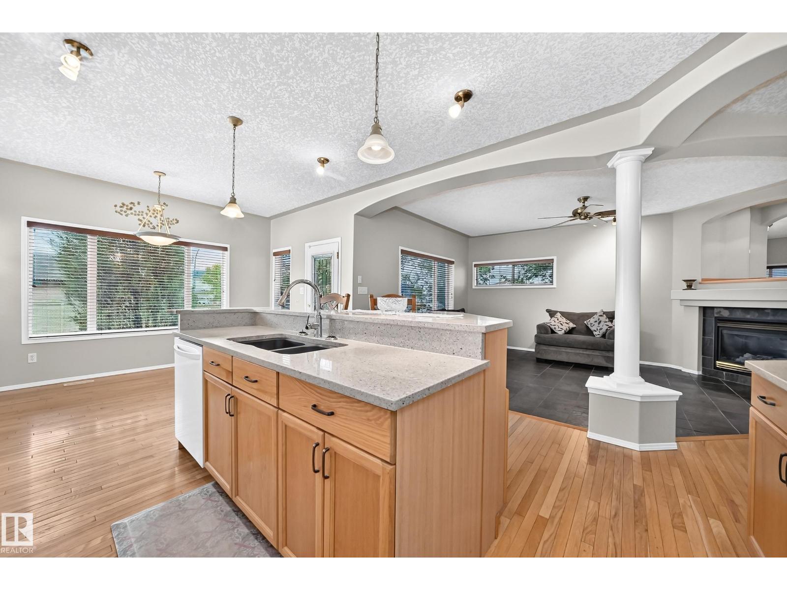 265 Dunvegan Rd Nw, Edmonton, Alberta  T5L 5E5 - Photo 5 - E4510179