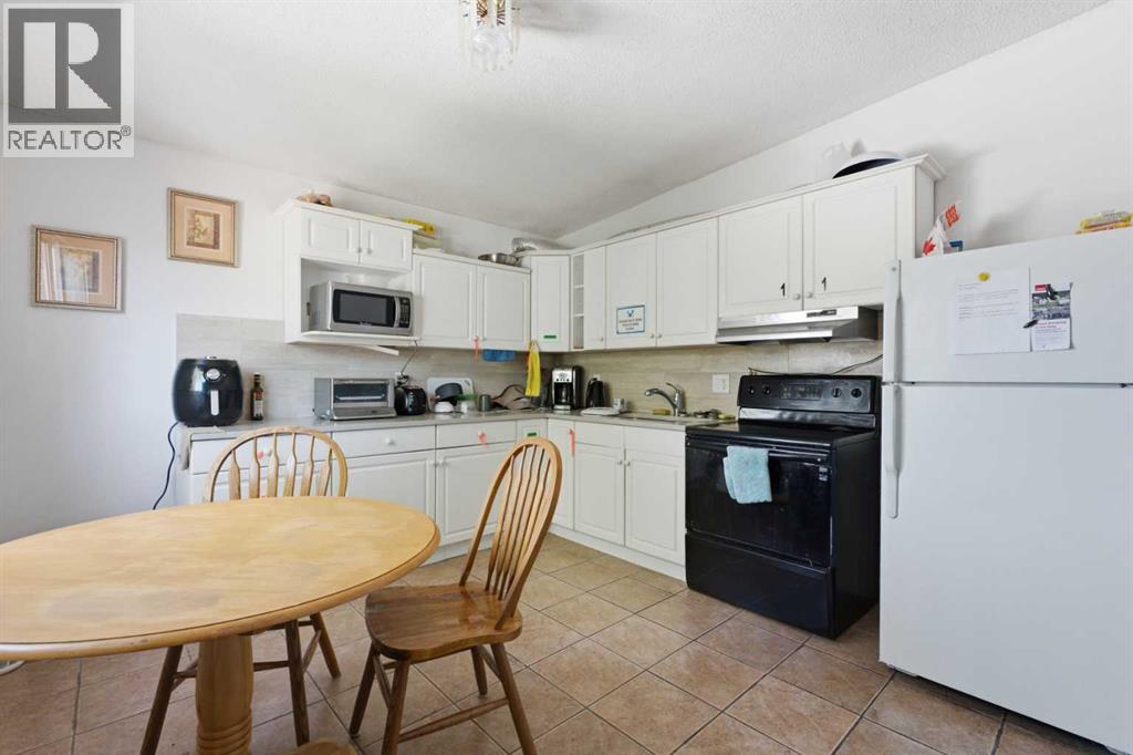 254 23 Avenue NE, Calgary, Alberta  T2E 1V7 - Photo 8 - A2332077