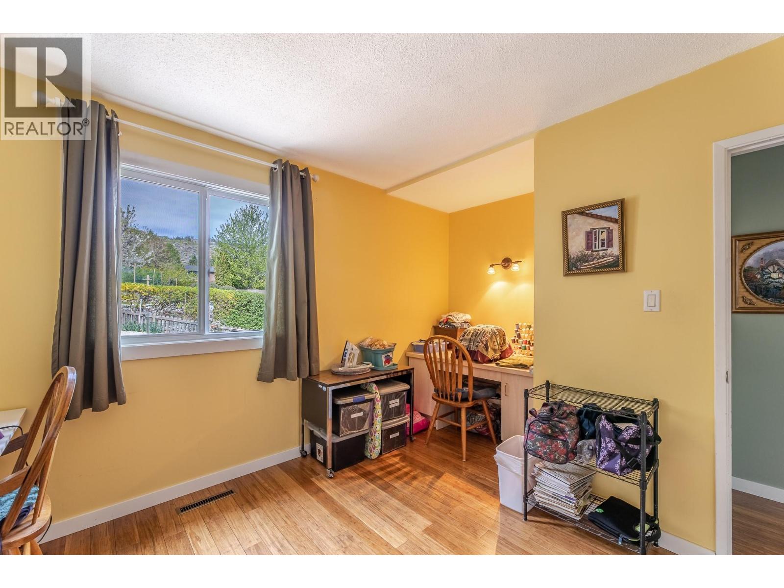 7315 Higgin Avenue, Summerland, British Columbia  V0H 1Z6 - Photo 18 - 10384763