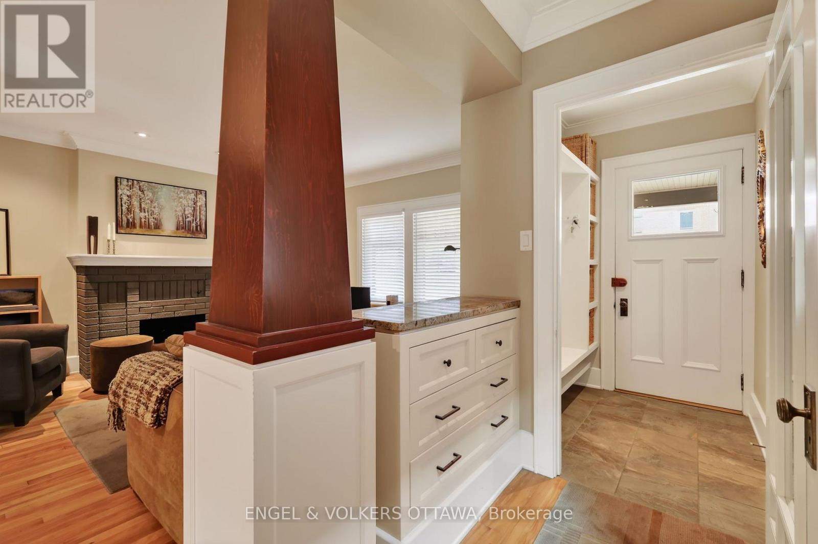 56 Willard Street, Ottawa, Ontario K1S 1T8 - Photo 3 - X13824214