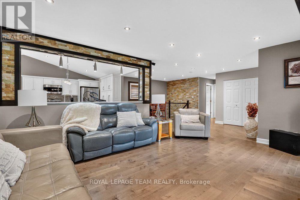 5668 Mahogony Harbour Lane, Ottawa, Ontario  K4M 1K9 - Photo 21 - X13824228