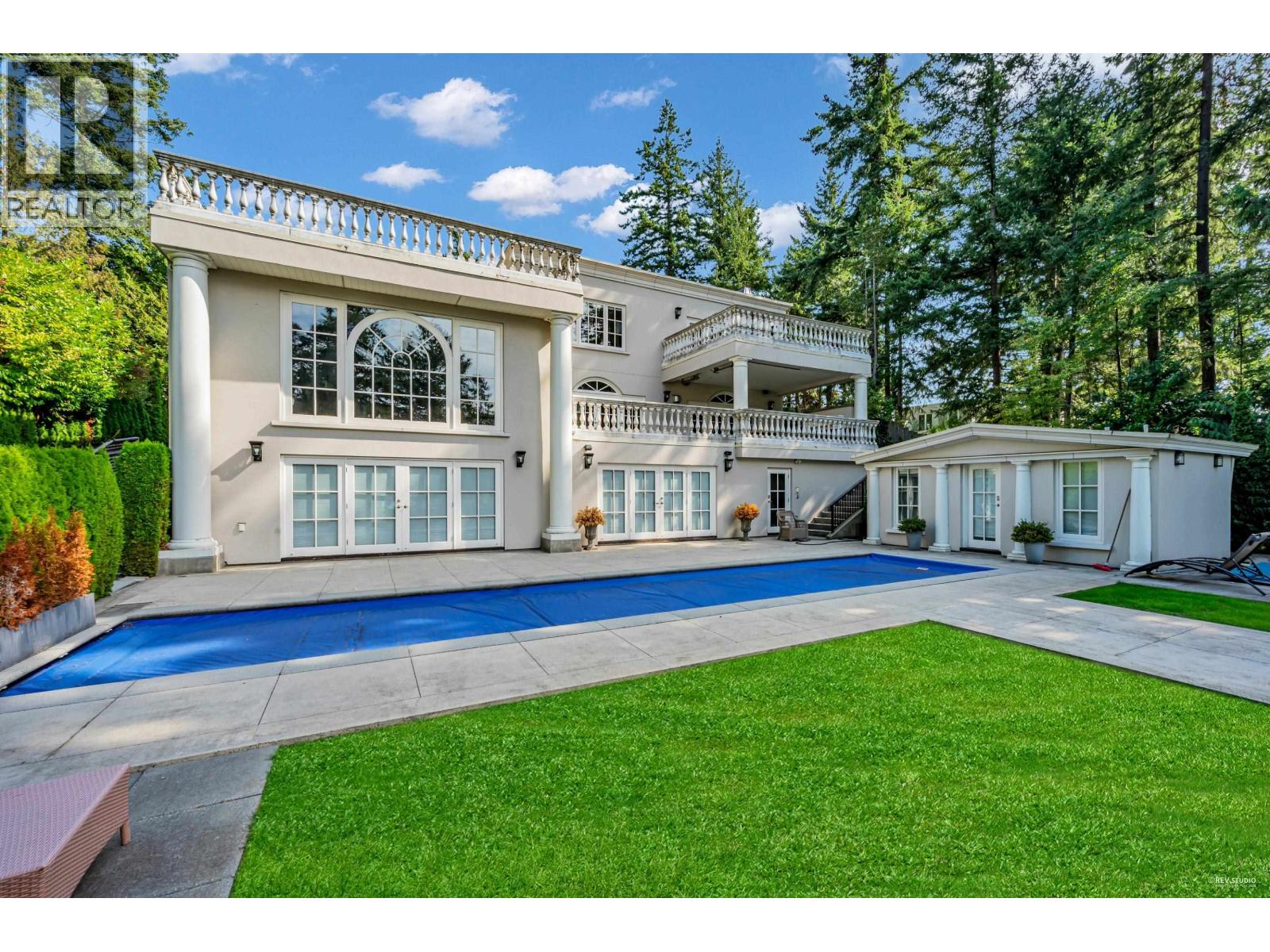 6089 GLENEAGLES DRIVE, West Vancouver, British Columbia