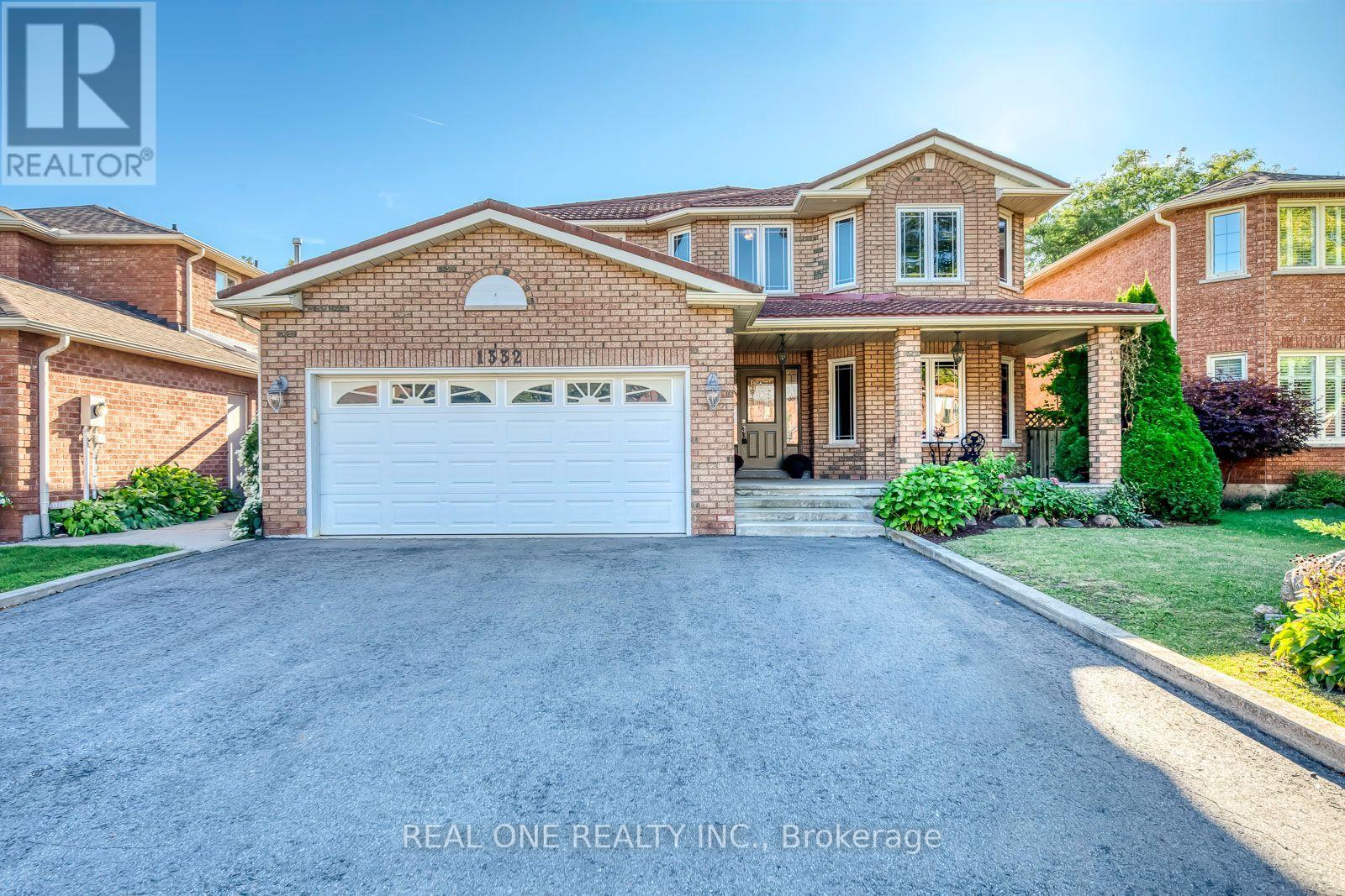 1332 GREENWOOD CRESCENT, Oakville, Ontario