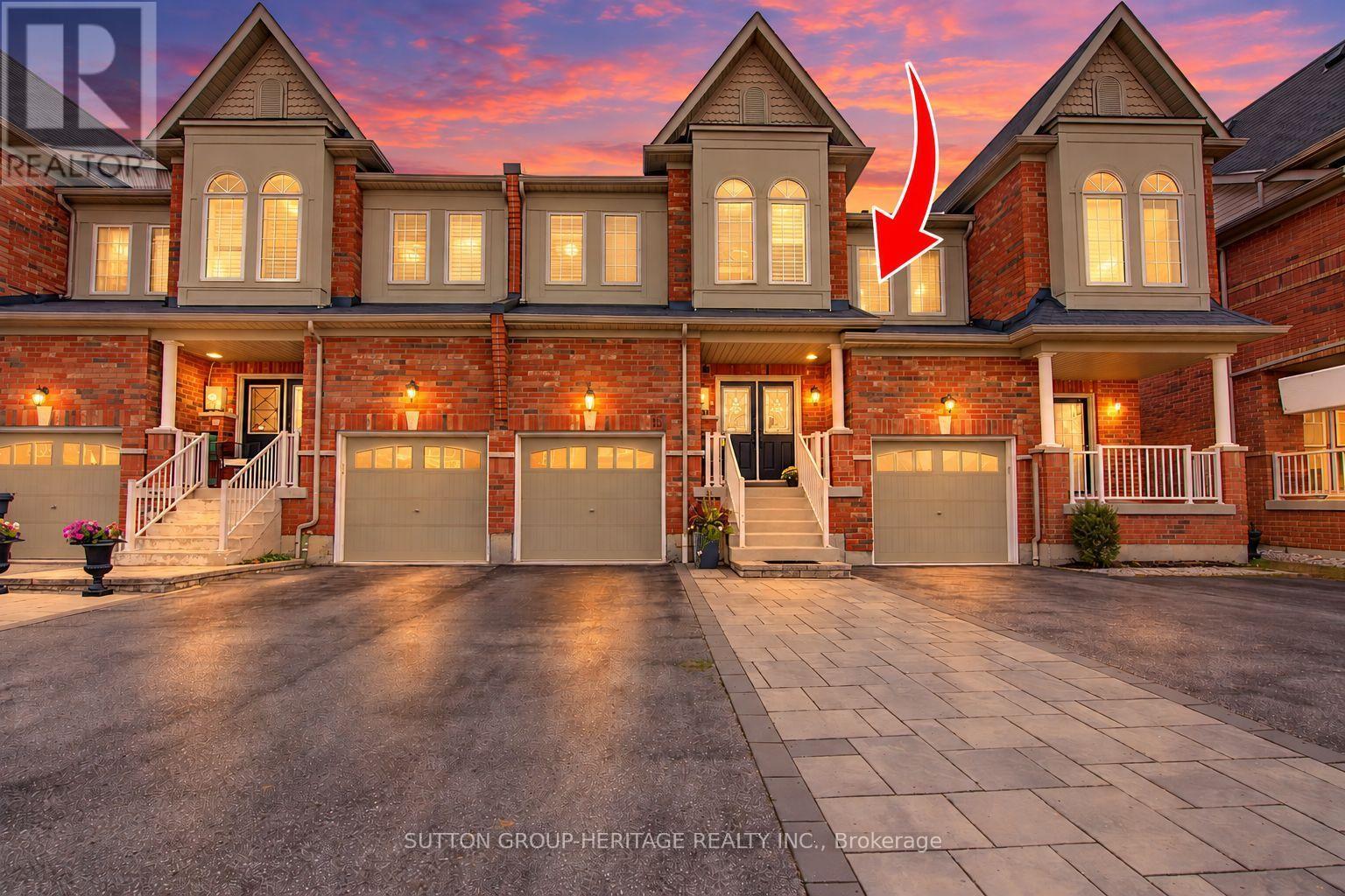 15 CLARINET LANE, Whitchurch-Stouffville, Ontario
