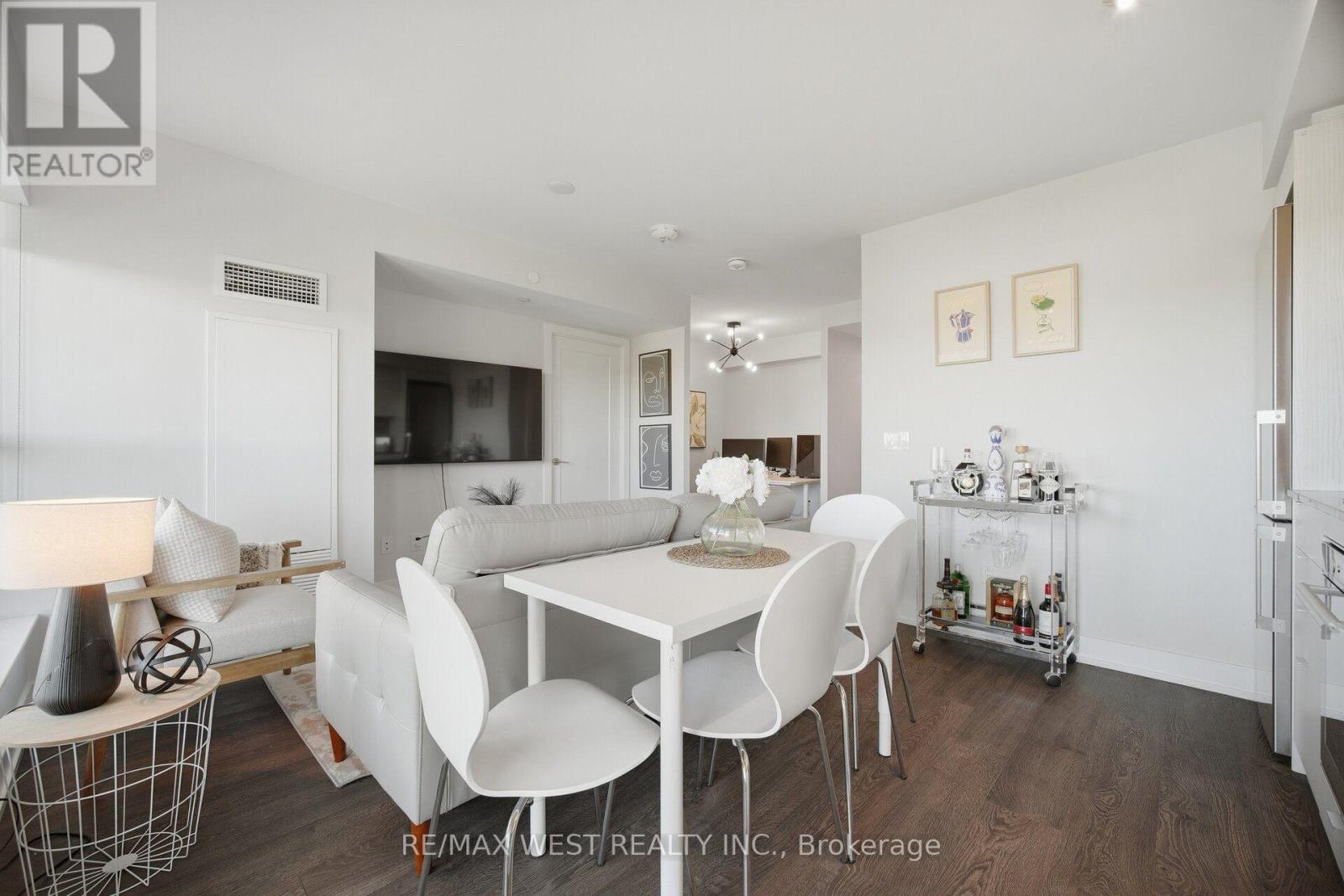 1327 - 5 Mabelle Avenue, Toronto, Ontario  M9A 0C8 - Photo 17 - W13822684