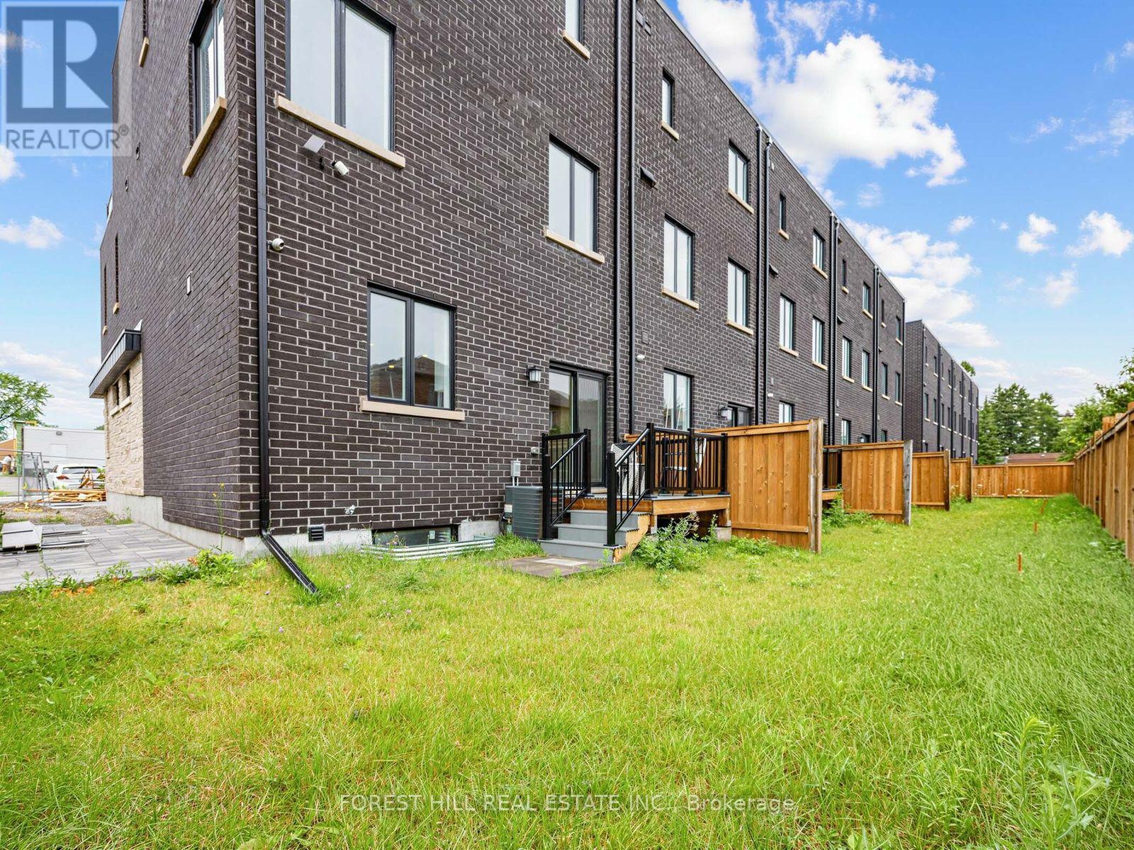 3 Cranswick Lane, Ajax (Central), Ontario  L1S 0H8 - Photo 46 - E13824292