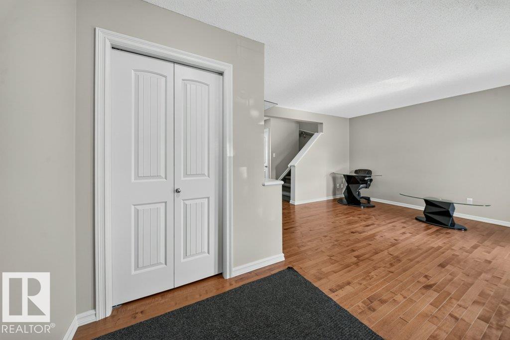 2926 21a Av Nw, Edmonton, Alberta  T6T 0K3 - Photo 3 - E4510181