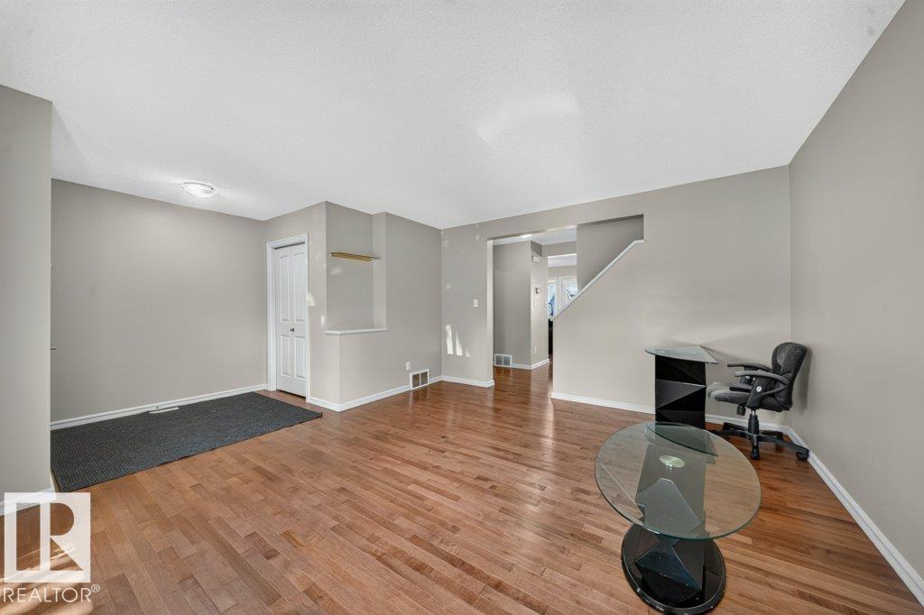 2926 21a Av Nw, Edmonton, Alberta  T6T 0K3 - Photo 8 - E4510181