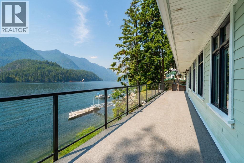 29 E Croker Island, North Vancouver, British Columbia  V0V 0V0 - Photo 31 - R3149933
