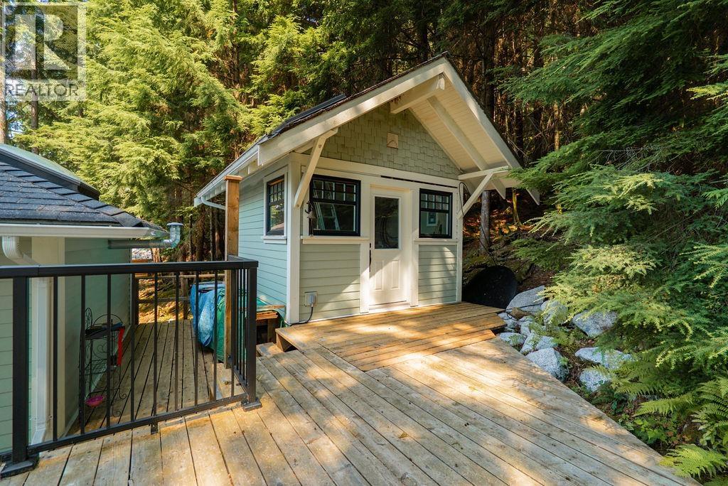 29 E Croker Island, North Vancouver, British Columbia  V0V 0V0 - Photo 33 - R3149933