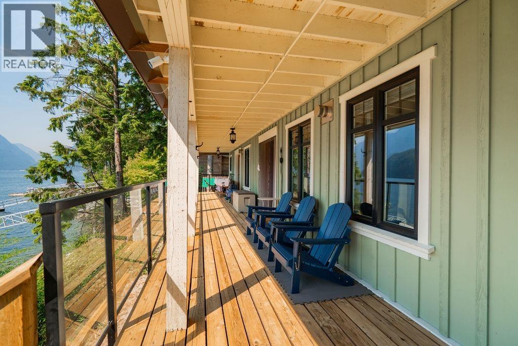 29 E Croker Island, North Vancouver, British Columbia  V0V 0V0 - Photo 35 - R3149933