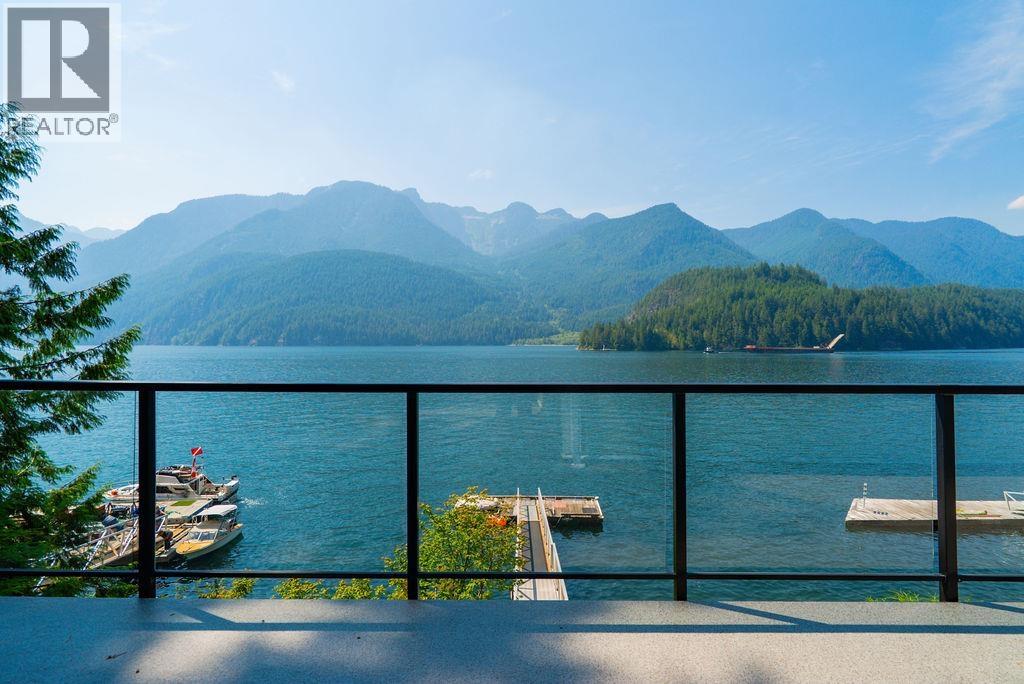 29 E Croker Island, North Vancouver, British Columbia  V0V 0V0 - Photo 9 - R3149933