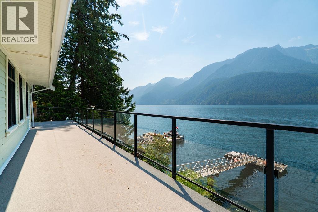 29 E Croker Island, North Vancouver, British Columbia  V0V 0V0 - Photo 19 - R3149933