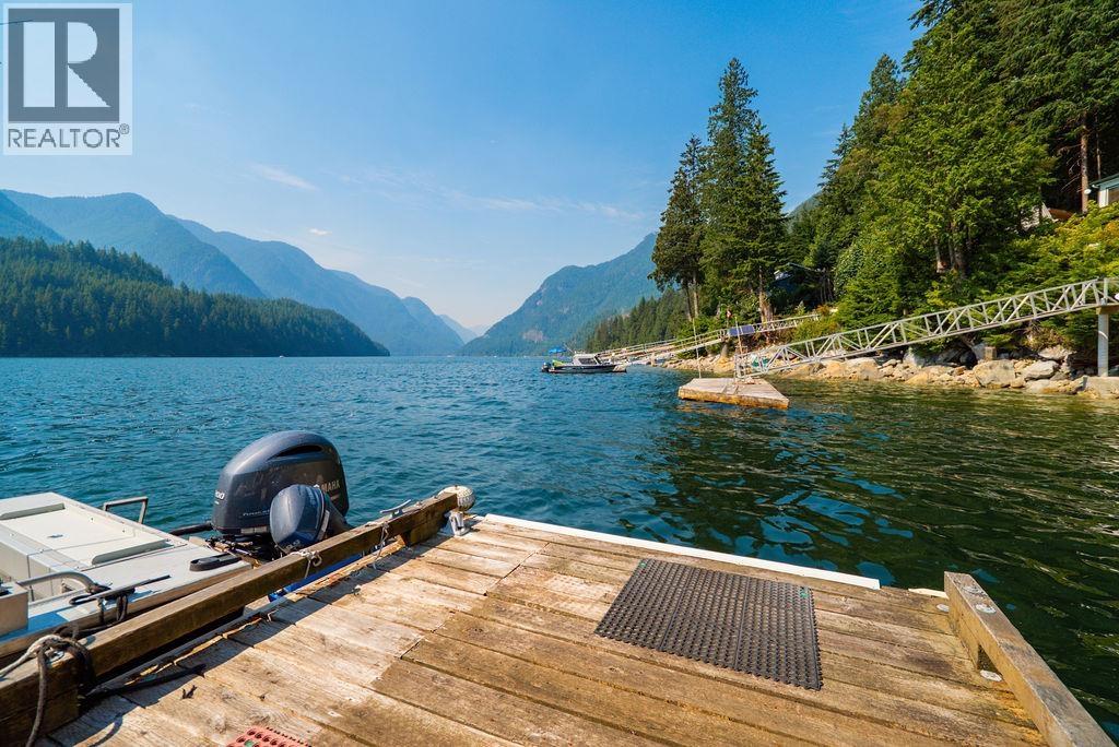 29 E Croker Island, North Vancouver, British Columbia  V0V 0V0 - Photo 30 - R3149933