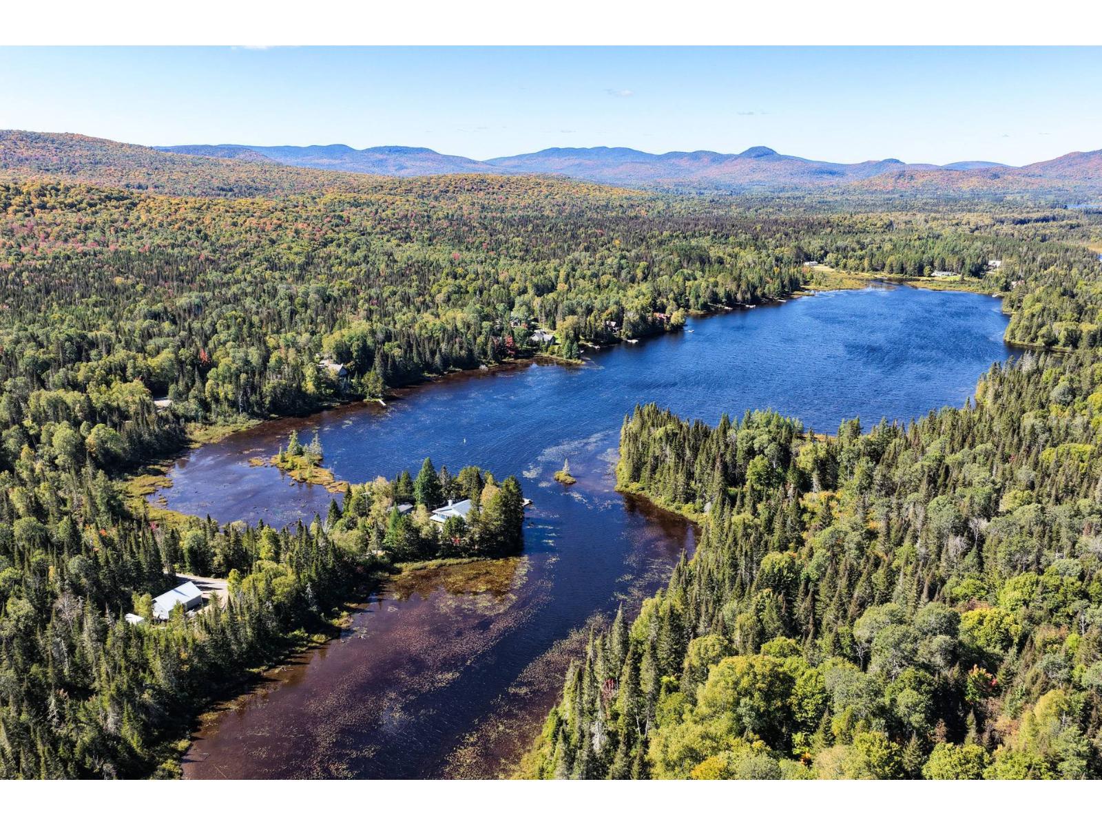 Ch. du Lac-Baribeau Saint-Donat Quebec Canada J0T2C0 4