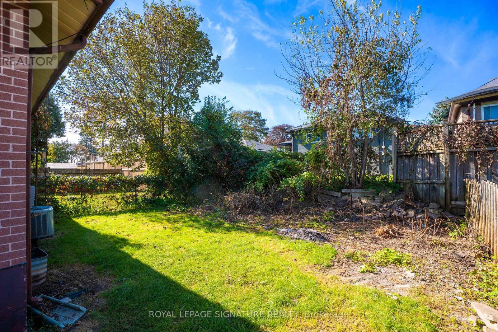 832 Zator Avenue, Pickering, Ontario  L1W 1Y1 - Photo 25 - E13819394