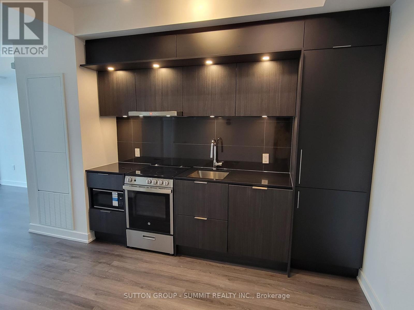5903 - 448 Burnhamthorpe Road W, Mississauga, Ontario  L5B 0R4 - Photo 18 - W13823196