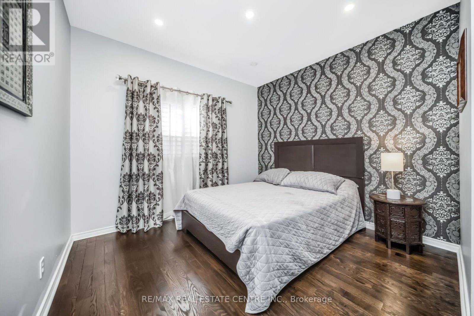 7349 Zinnia Place, Mississauga (Meadowvale Village), Ontario  L5W 1K6 - Photo 21 - W13824182