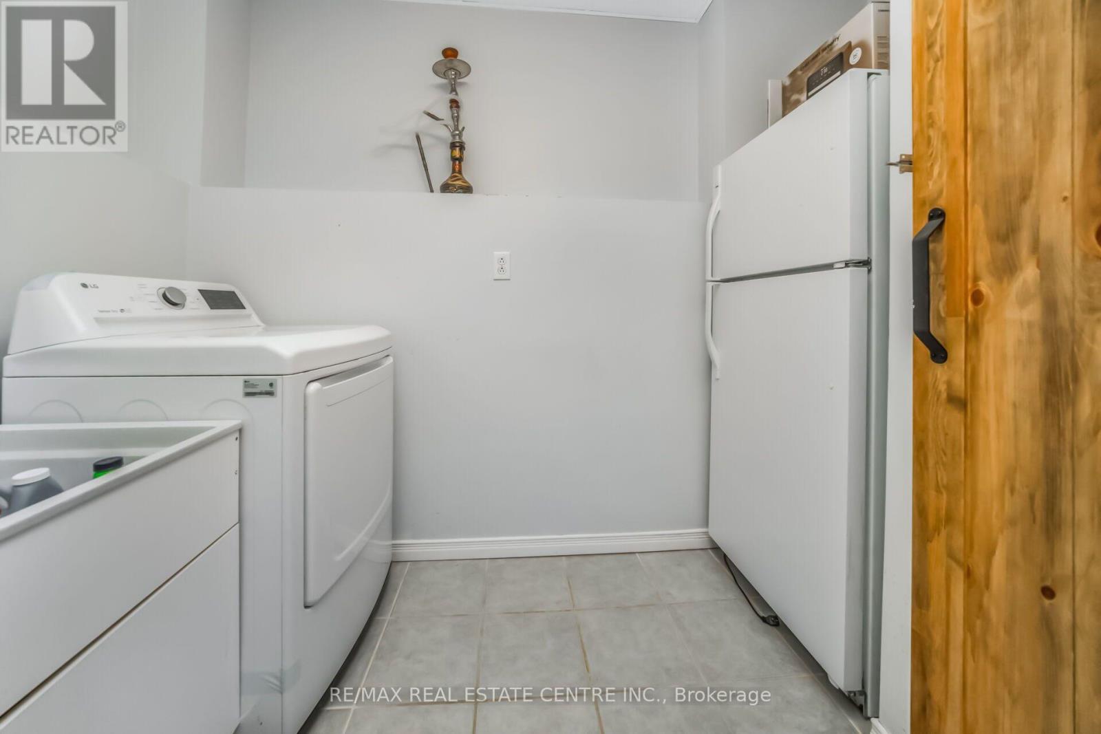 7349 Zinnia Place, Mississauga (Meadowvale Village), Ontario  L5W 1K6 - Photo 33 - W13824182