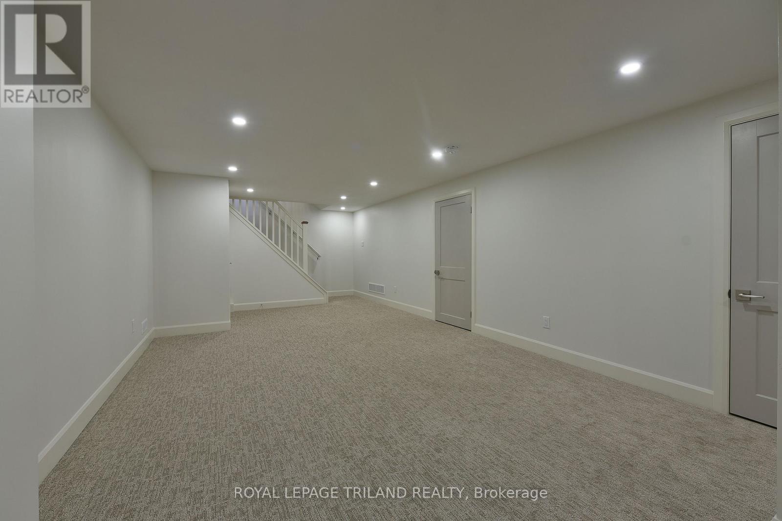 12 Mountsfield Drive, London South, Ontario  N6C 2S5 - Photo 22 - X13823526
