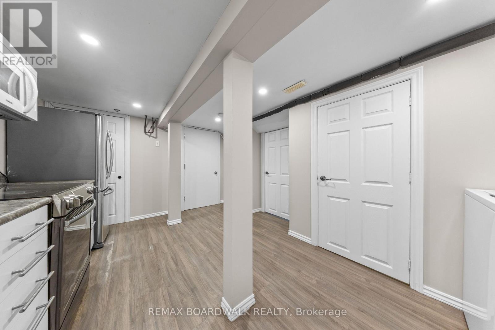 921 NOTRE DAME STREET photo 12