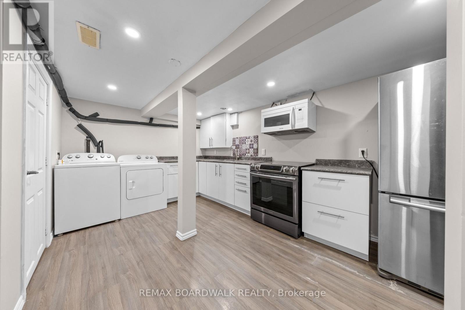 921 NOTRE DAME STREET photo 7