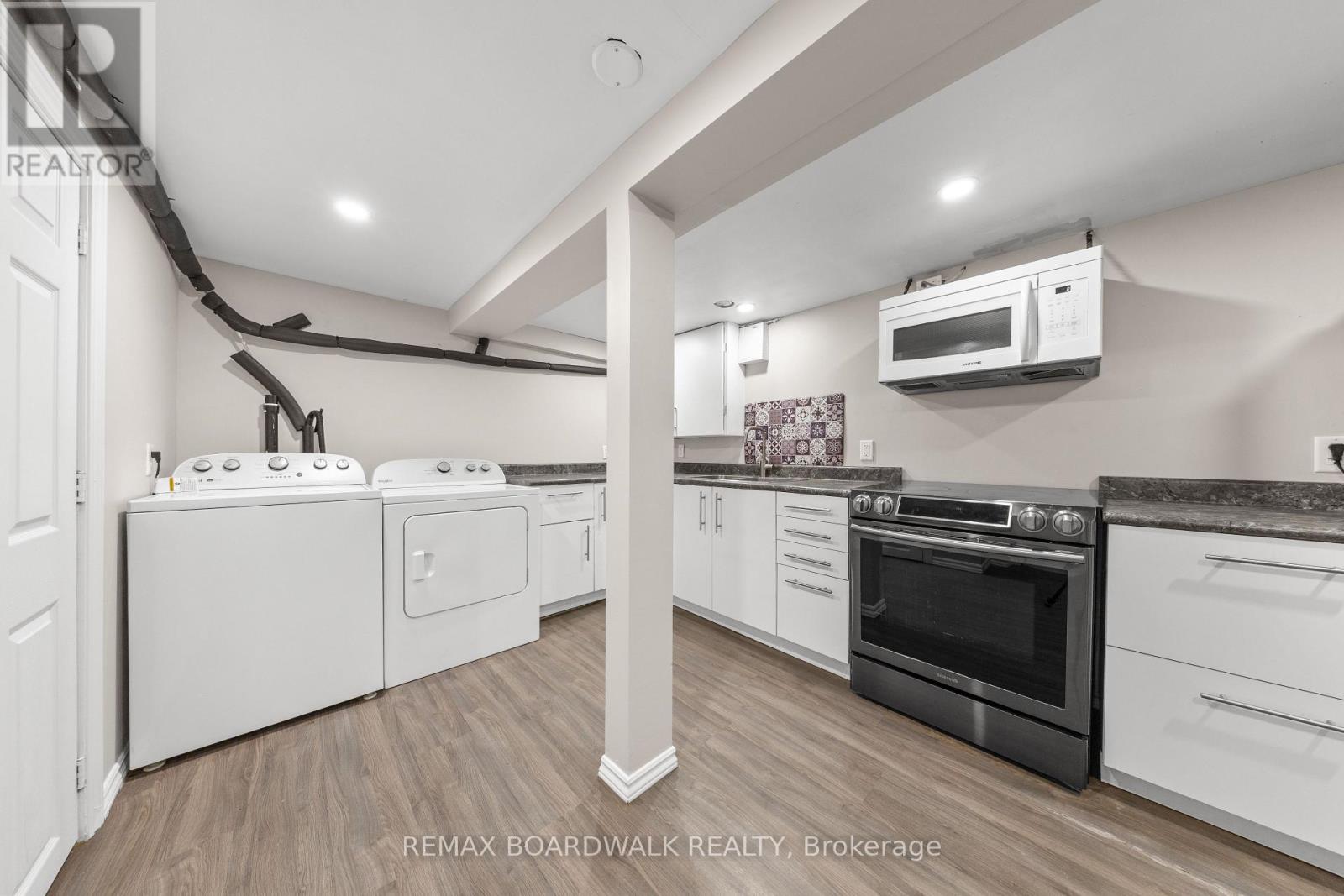921 NOTRE DAME STREET photo 9