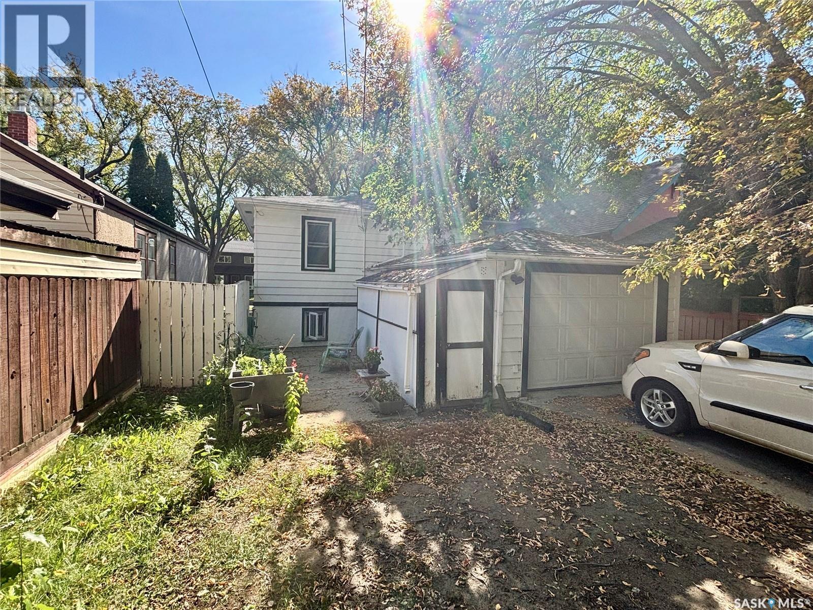 521 5th Street E, Saskatoon, Saskatchewan  S7H 1G2 - Photo 15 - SK049393