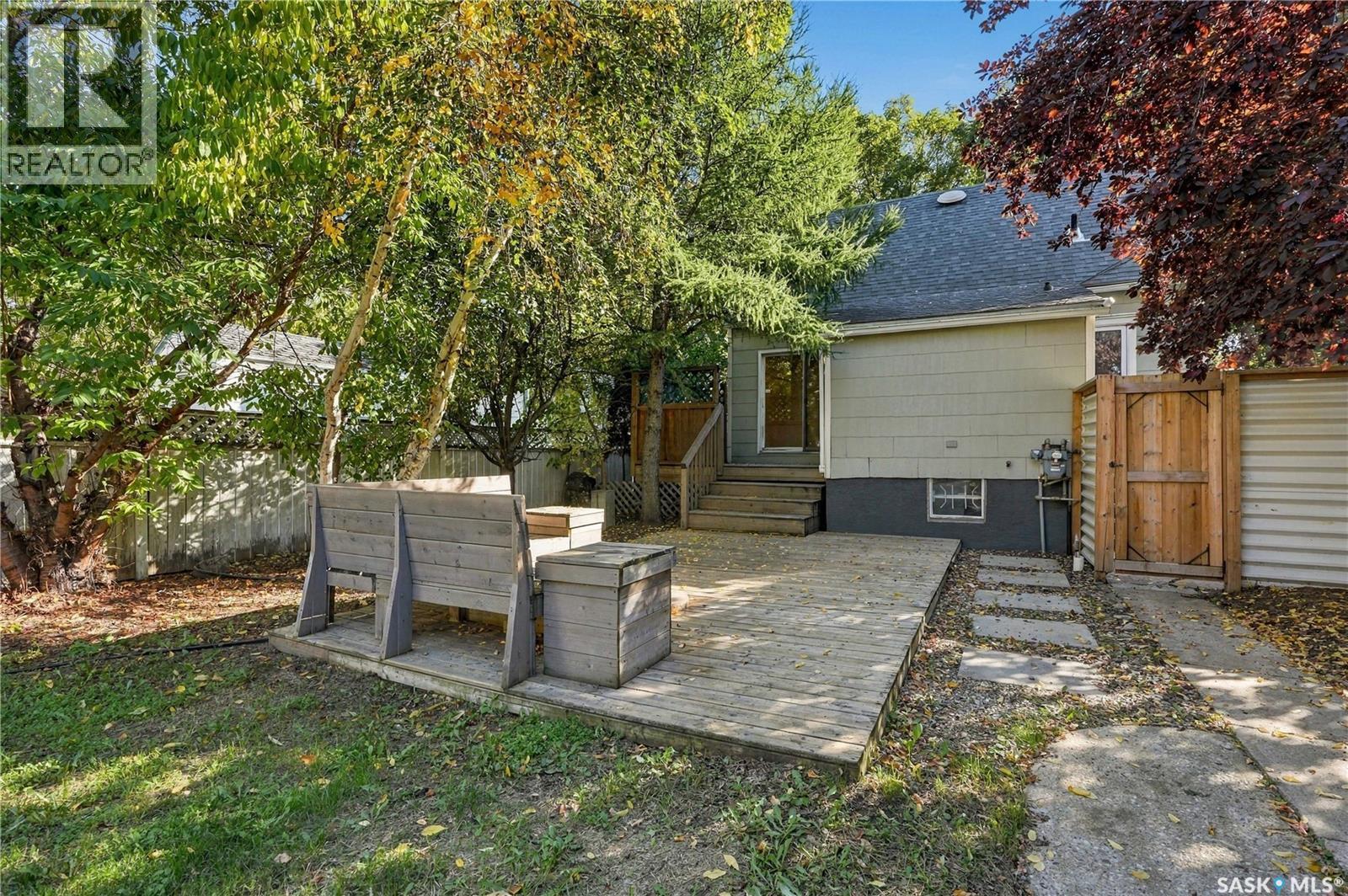 221 Elm Street, Saskatoon, Saskatchewan  S7J 0G8 - Photo 45 - SK049246