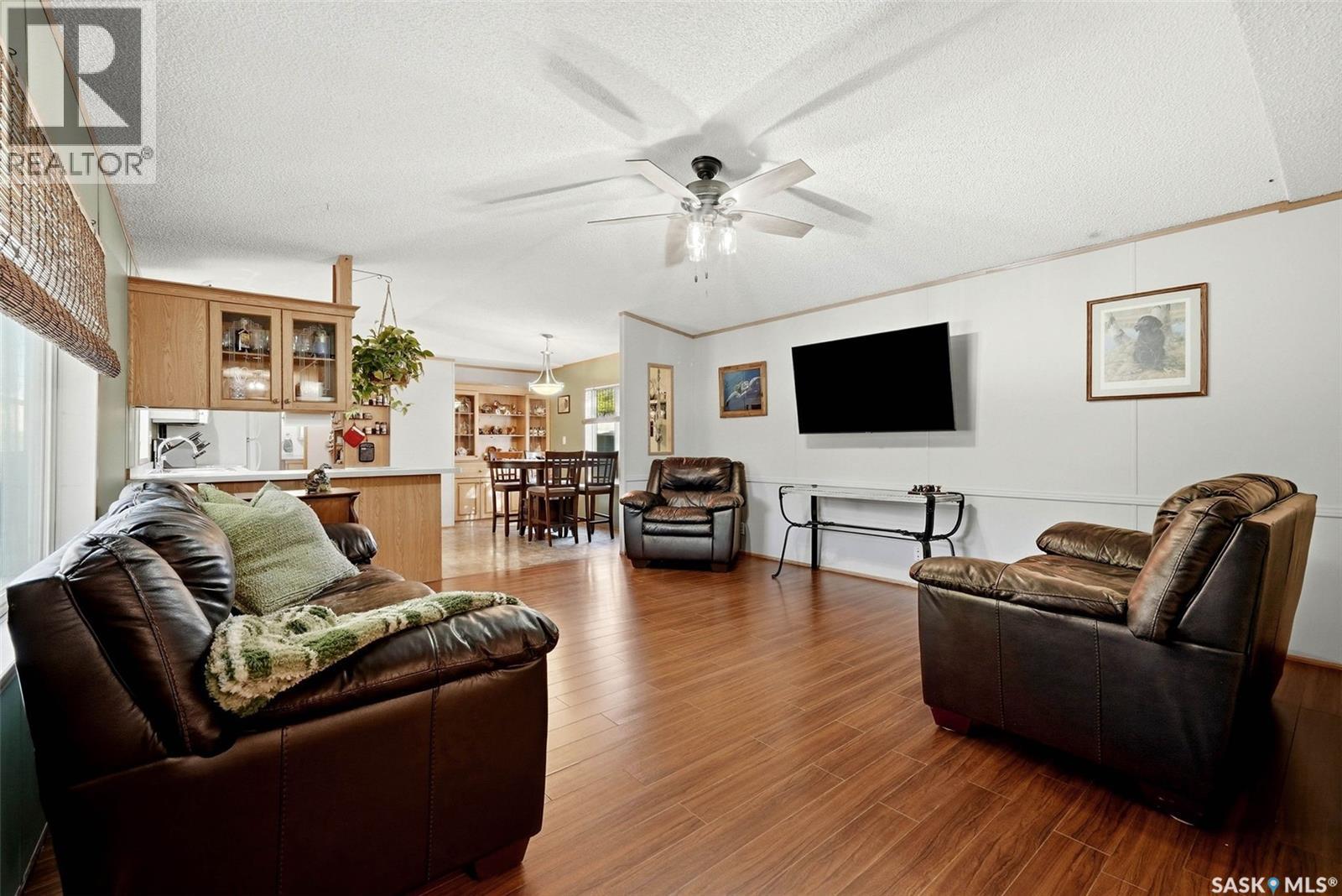 44 Walters Court, Pilot Butte, Saskatchewan  S0G 3Z0 - Photo 4 - SK049231