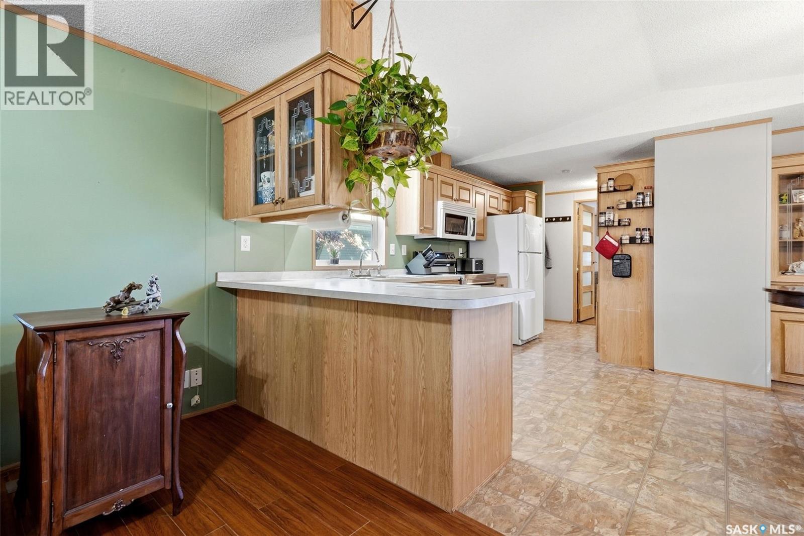 44 Walters Court, Pilot Butte, Saskatchewan  S0G 3Z0 - Photo 6 - SK049231