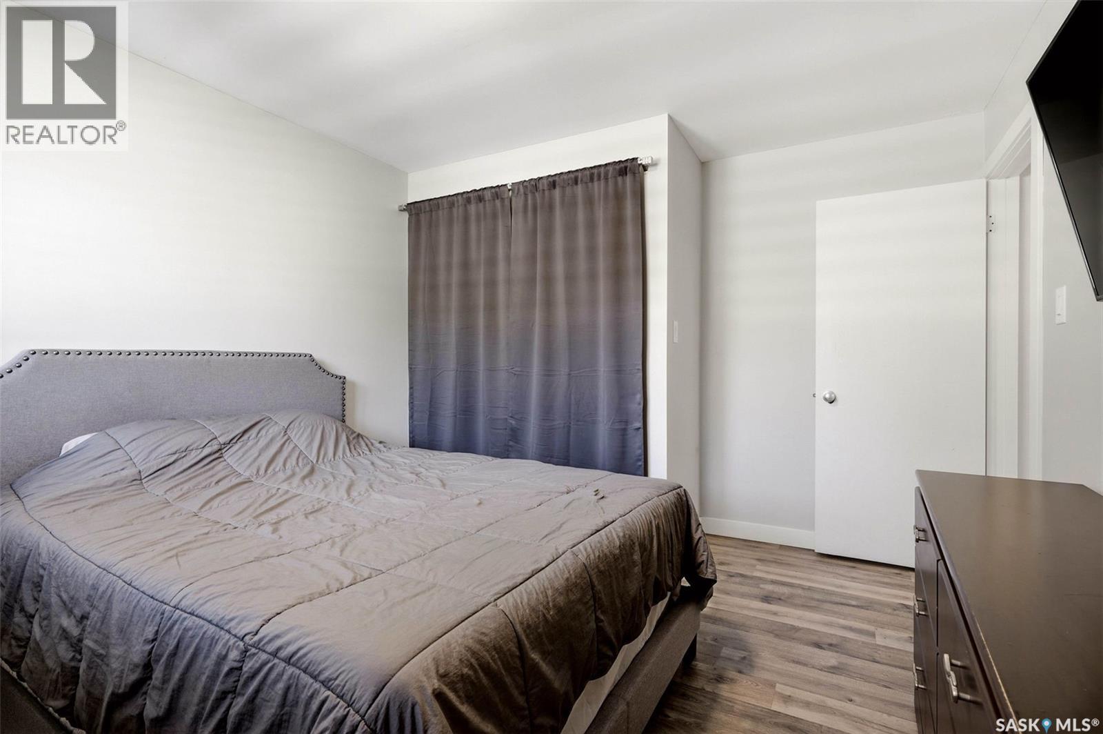 16 Sandison Crescent, Regina, Saskatchewan  S4R 6R9 - Photo 12 - SK049084