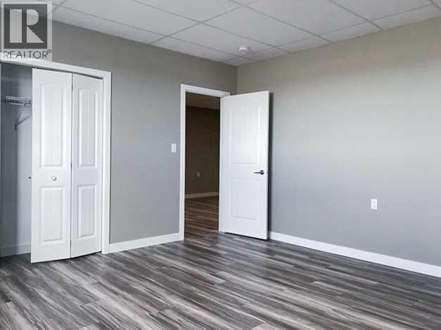 5215 52 Street photo 42