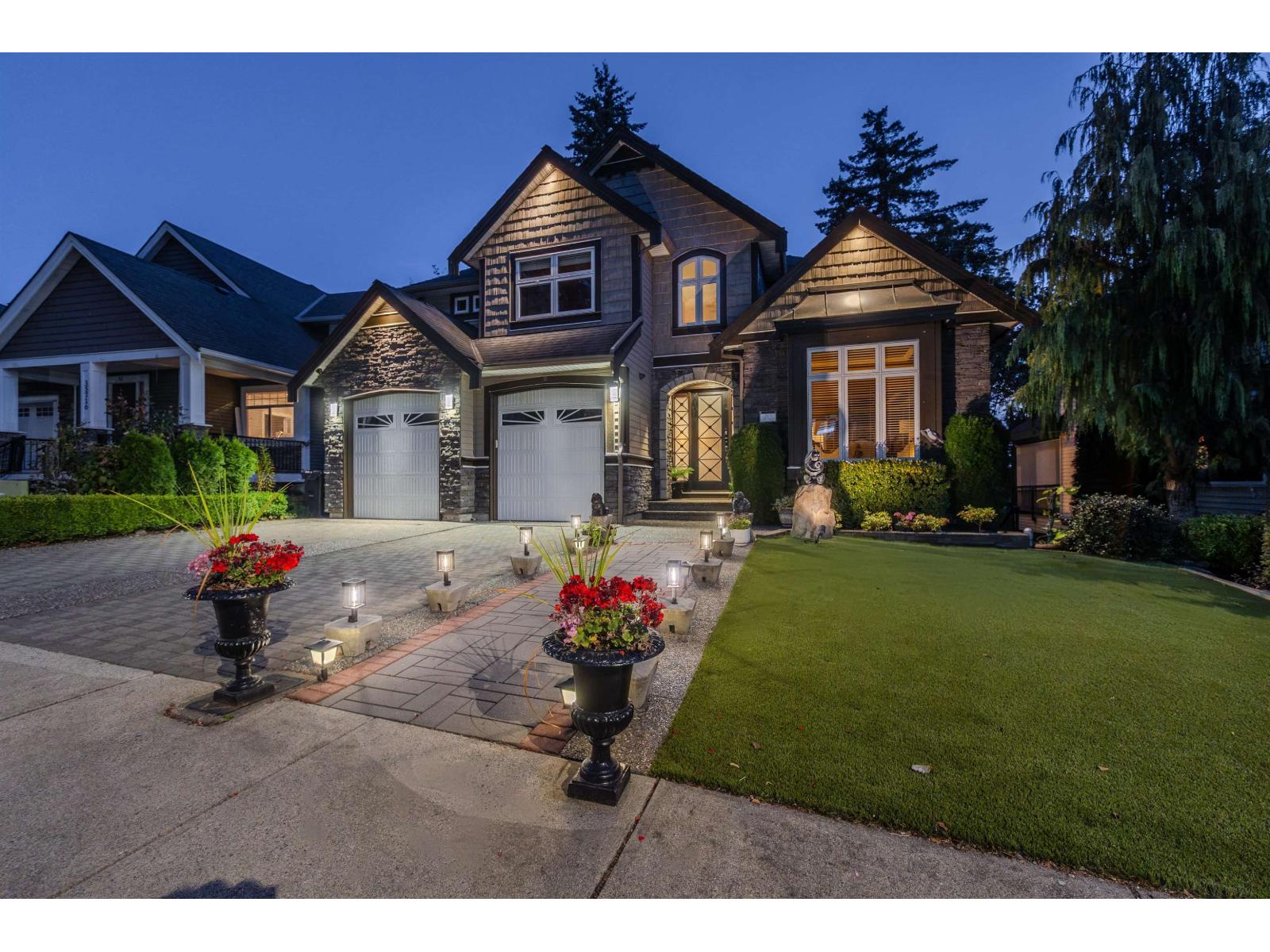 35708 Zanatta Place, Abbotsford, British Columbia  V3G 0B4 - Photo 2 - R3168253