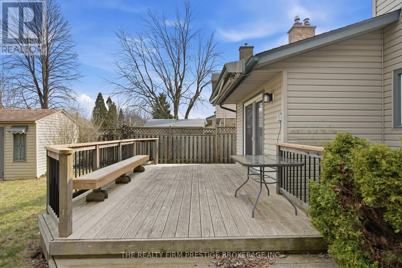 126 Gardenvale Crescent, London South, Ontario  N6J 4B9 - Photo 32 - X13824334