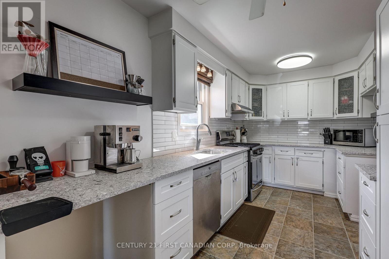24 Erinlea Drive, St. Thomas, Ontario  N5R 5N8 - Photo 25 - X13824404