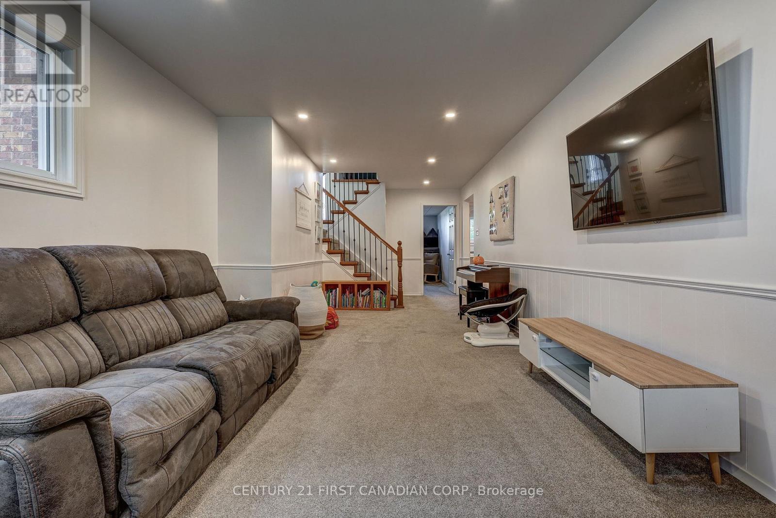 24 Erinlea Drive, St. Thomas, Ontario  N5R 5N8 - Photo 45 - X13824404