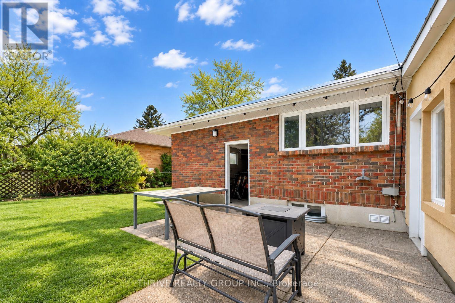 632 Sherene Terrace, London North, Ontario  N6H 3K1 - Photo 3 - X13824674