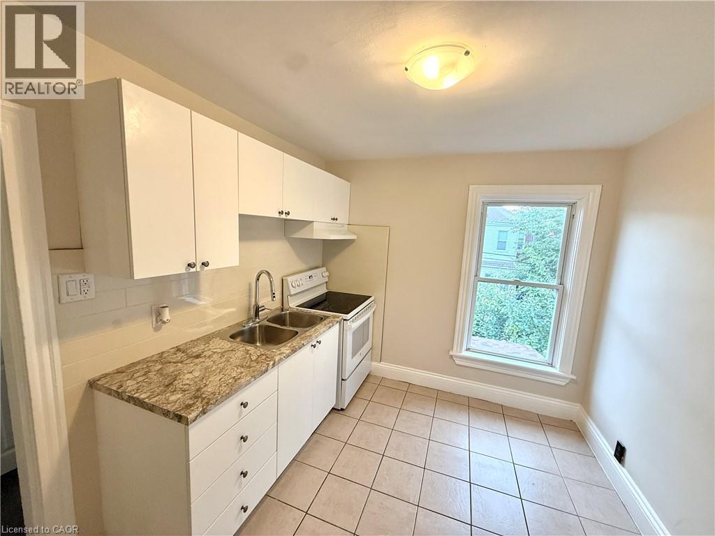 24 Somerset Avenue, Hamilton, Ontario  L8L 2L5 - Photo 17 - 40849139