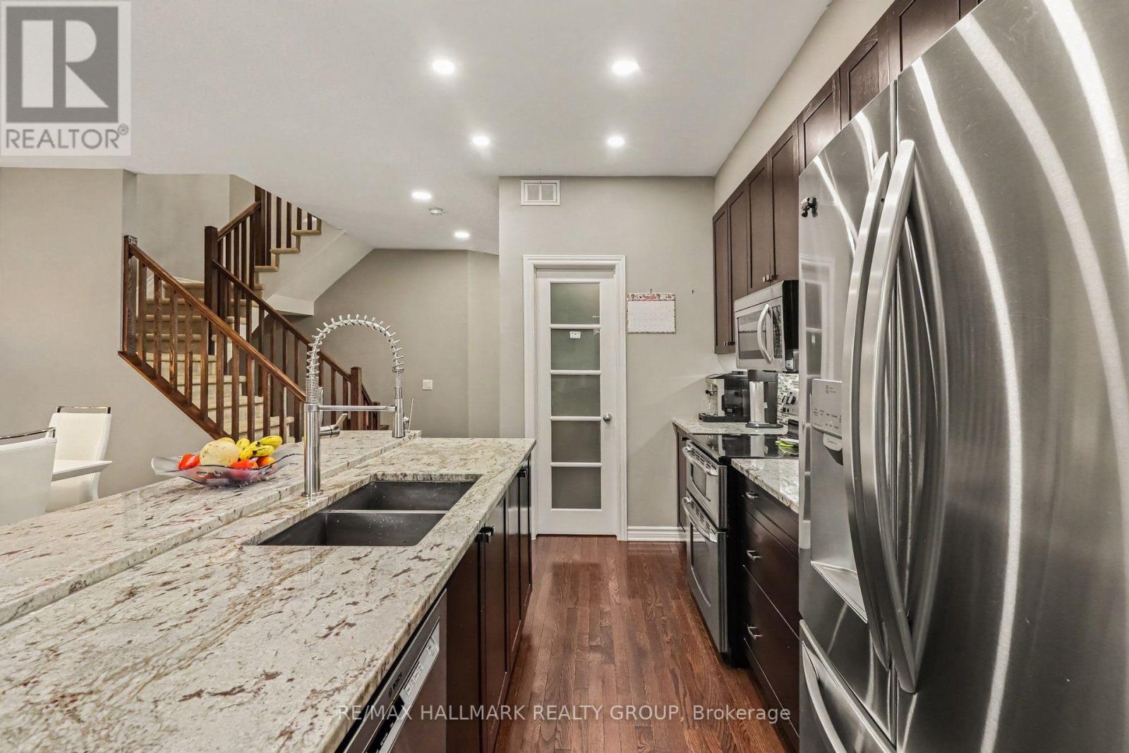 768 White Alder Avenue, Ottawa, Ontario  K1T 0E9 - Photo 16 - X13824426