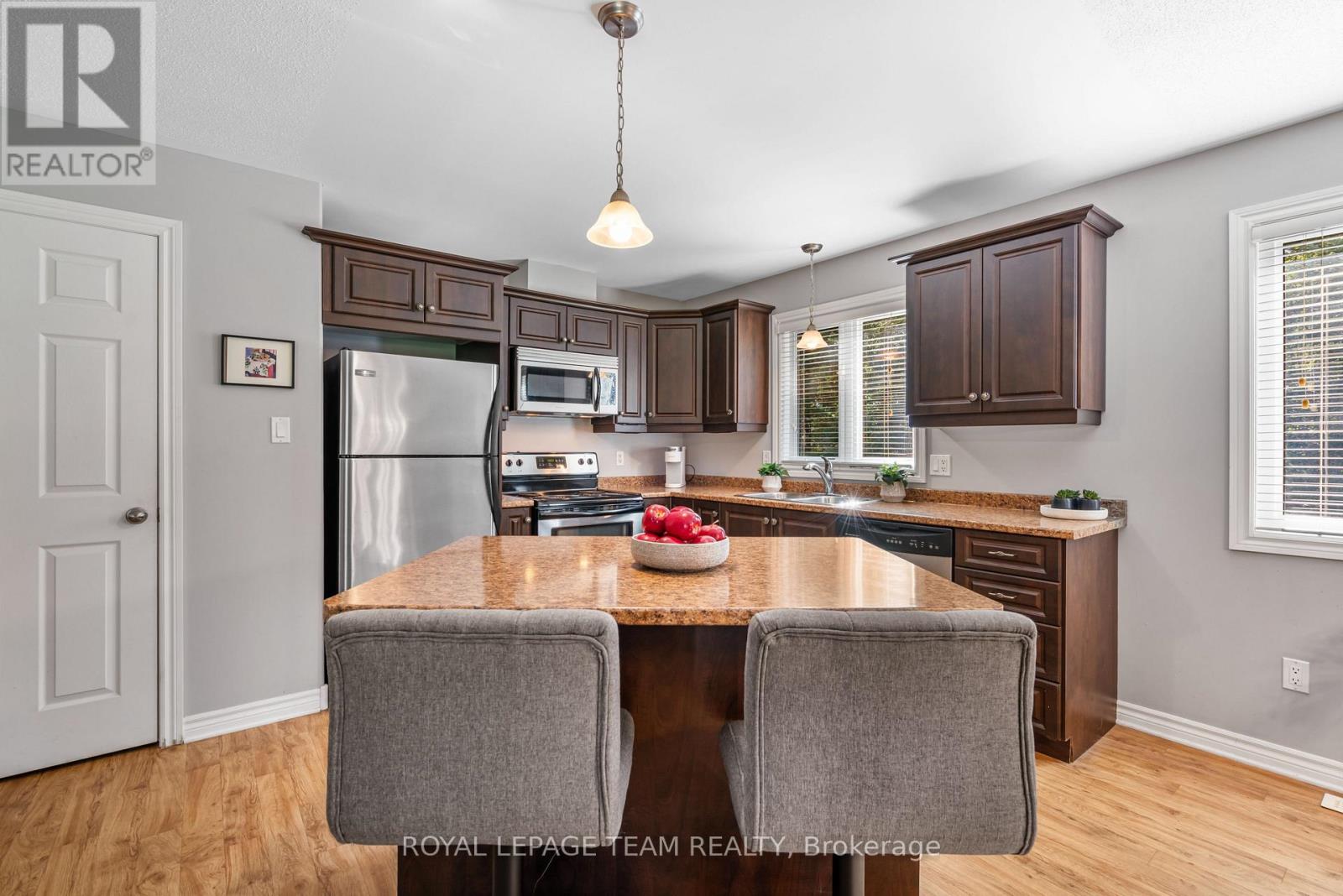 19 Hickory Drive, North Grenville, Ontario  K0G 1J0 - Photo 14 - X13824656