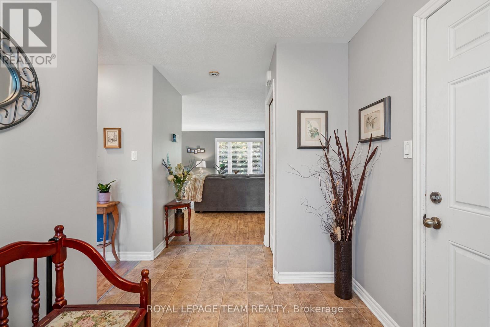 19 Hickory Drive, North Grenville, Ontario  K0G 1J0 - Photo 5 - X13824656