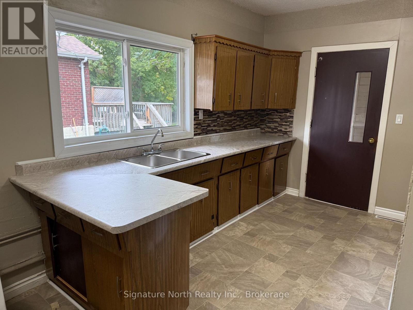 618 Mctavish Street, Thunder Bay, Ontario  P7C 3C6 - Photo 10 - X13824304
